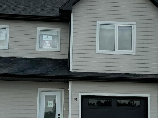 Townhouses Available For Rent In Rosenort
