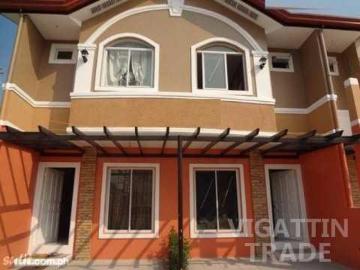 Townhouses in Summerfield Antipolo
