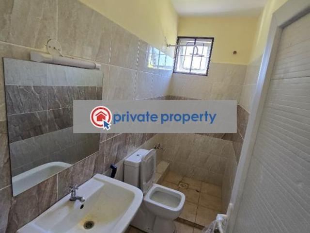 Townhouses 3 Bedroom Phase 3 Kes. 8,500,000 Swimming Pool