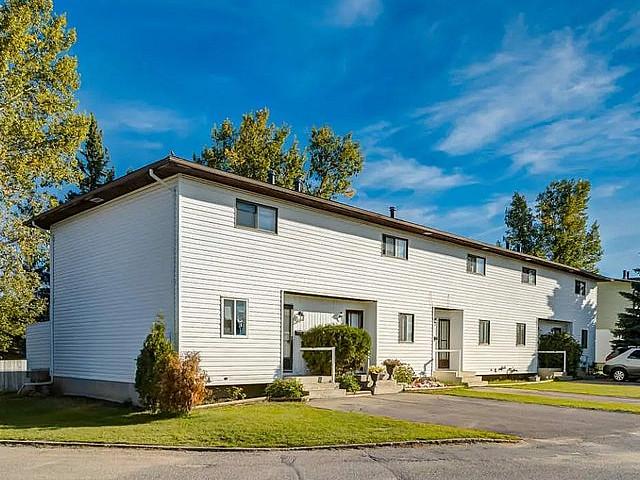 Townhomes With Patio For Rent Blue Sage Townhouses House For