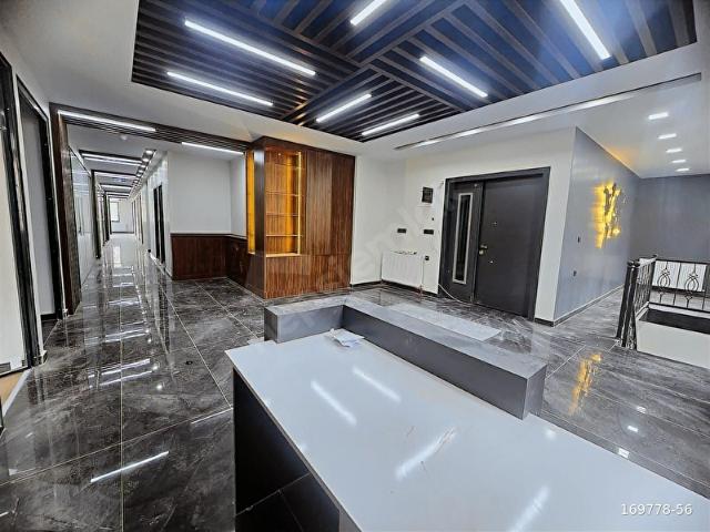 TOYAP YAPIDAN 50.YILDA TİCARET MERKEZİNDE 625M2 KİRALIK DÜKKAN