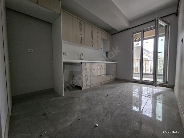 TOYAPTAN ADL PROJESİNDE 125M2 SIFIR ASANSÖRLÜ KÖŞE BAŞI 3+1