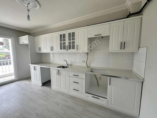Tozan Evleri 2 Projesinde 103 M2 2+1 Otoparklı Daire
