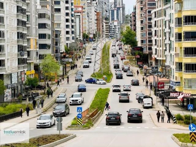Tozluemlak'tan Atakent Caddeye Cephe 1+1 Geniş Cam Balkonlu !