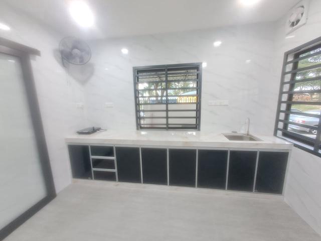 Tmn Abad 1storey 2bed 1bath endlot fully CIQ Jb town Ksl