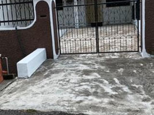Tmn Abad 1storey 3Bed 2Bath walk to KSL CIQ Pelangi