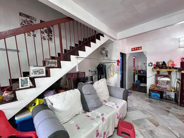 Tmn Bukit Desa 2 Sty Freehold Renovated Extended Below Market