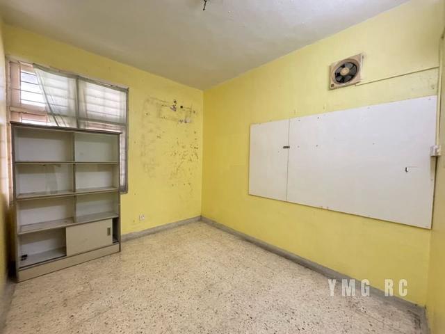 Tmn Klang Jaya Double Storey Gated Guarded 40x90 For Sale