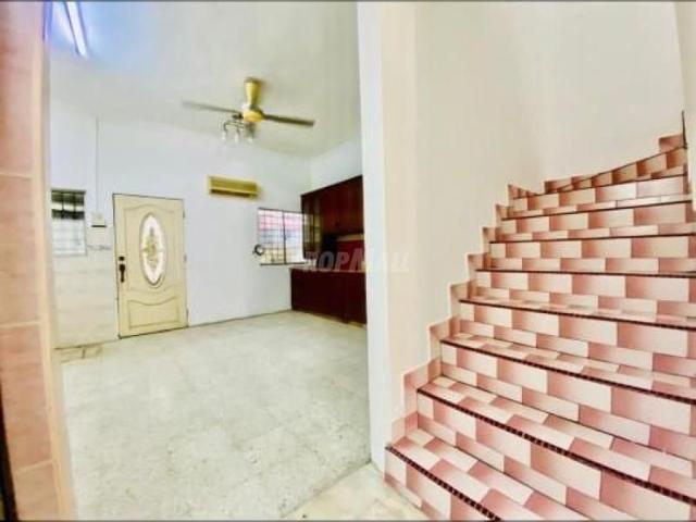 TMN KLANG UTAMA DOUBLE STOREY TERRACE HOUSE FOR RENTAL AT KAPAR