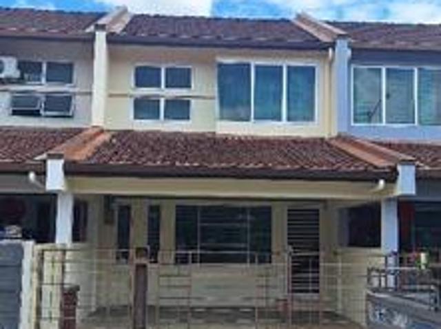 TMN IMPIANA SIBURAN BATU 18 2 Tingkat Tengah