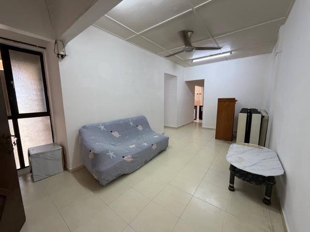 Tmn Plentong Utama Low Cost Flat Fully Renovated