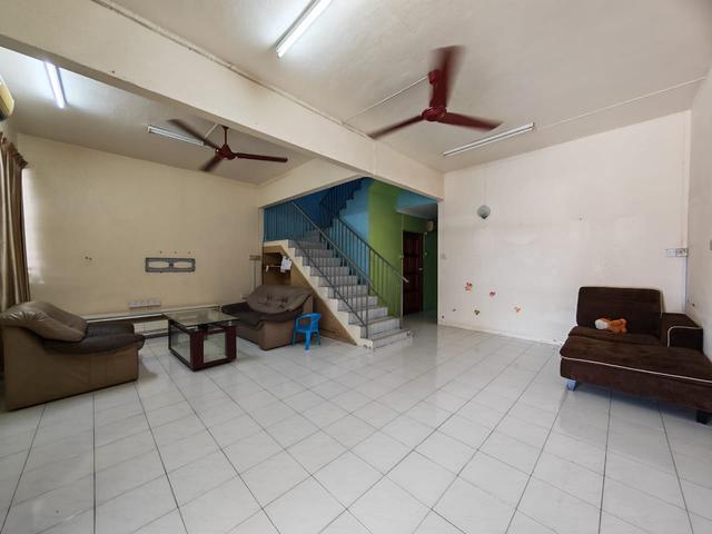 Tmn Rich Park Double Storey Terrace House for Sale