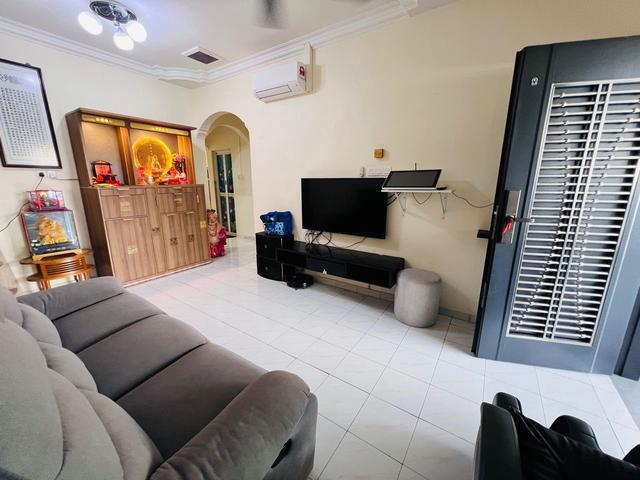 Tmn Universiti jln Kejayaan single storey house for SaleRenovated