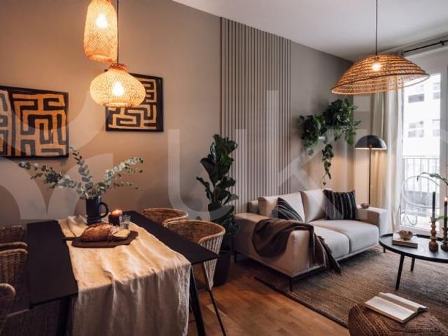 TSHUAPA 2 rooms apartment with Balcony in Tiergarten Berlin
