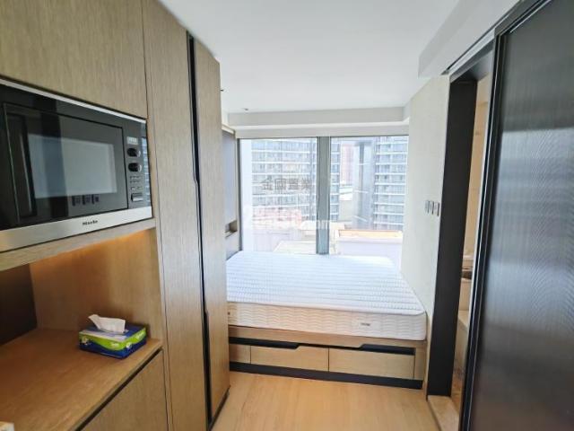 Tsim Sha Tsui The Paseo [Agency Ads] High Floor 18 28|28/F Four Irons Gather Together To Pack The Whole House, Furniture, Electrical Appliances And Bags. Welco Hints