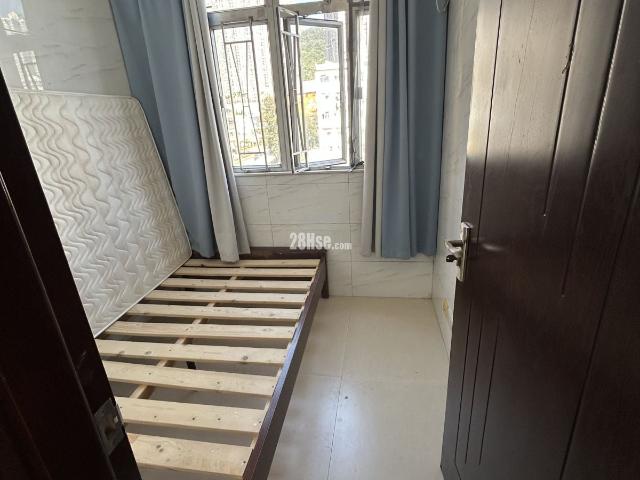 Tsuen Wan Man Shing Building [Agency Ads] Full Floor Fu Lai Village, 4Th Floor, $5600 Hints