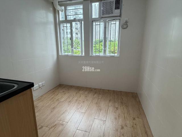 Tsuen Wan Wanson House [Agency Ads] Room 6, Low Floor Rental, With Elevator, With Key To See Hints