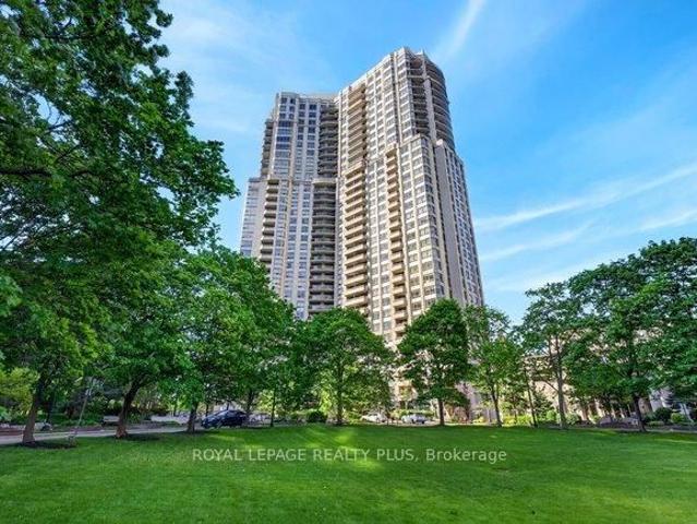 TPH4 35 Kingsbridge Garden Circle, Mississauga | For Sale @ $1,199,000 | Condos. Ca