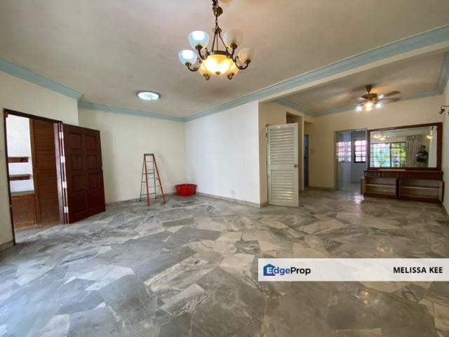 TR1 2 Sty Terraced house at Tropicana GCR For Sale