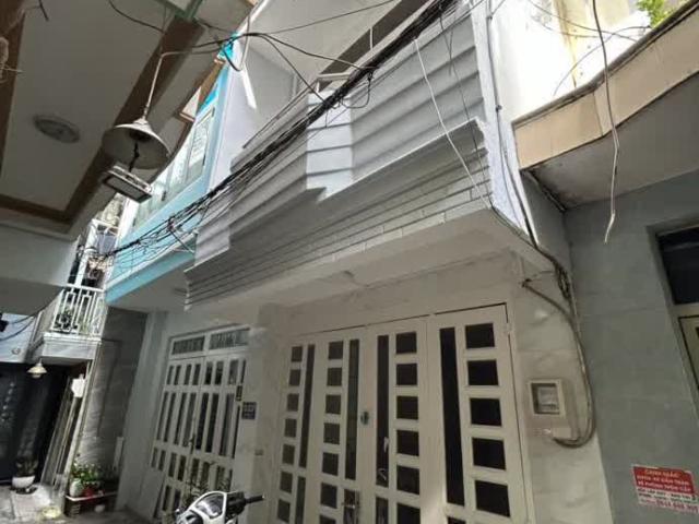 Trần Xuân Soạn, Quận 7 Giá Chỉ 3.2 Tỷ Sổ Hồng Riêng hoặc nhà 2 Tầng, 2 Phòng Ngủ, Quận 7