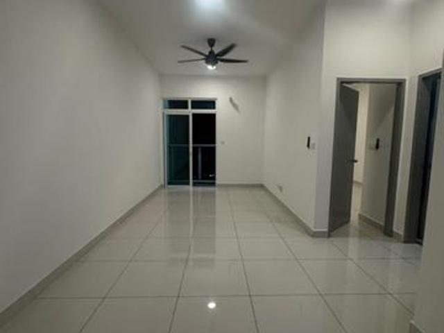 TR Residence Basic unit Good Condition Near LRT MRT