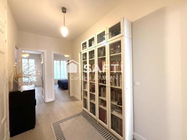 Très bel appartement 3 pièces avec Balcon au coeur du quartier.