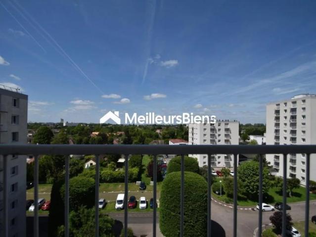 Troyes 10000: 2 pièces lumineux au 7e étage, 48,3 m²