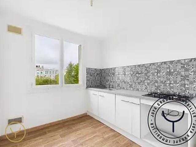 Troyes 10000 Achat / Vente appartement 3 pièces t3 au dernier étage