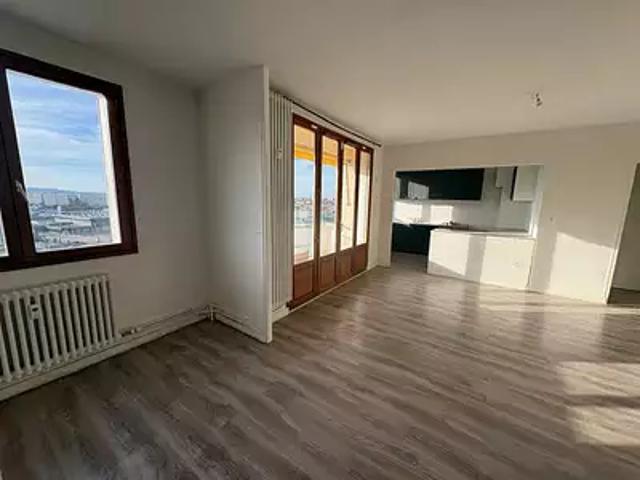 Troyes 10000 Achat / Vente appartement 3 pièces t3 au dernier étage