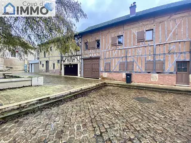 Troyes 10000 Location appartement 3 pièces t3 au dernier étage