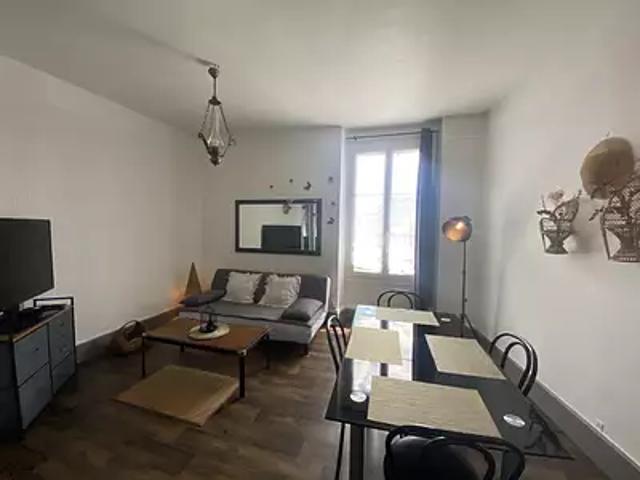 Troyes 10000 Location appartement 3 pièces t3 au dernier étage