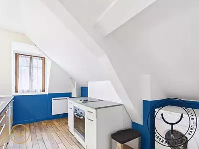 Troyes 10000 Location appartement 2 pièces t2 au dernier étage