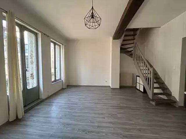 Troyes 10000 Location appartement 4 pièces t4