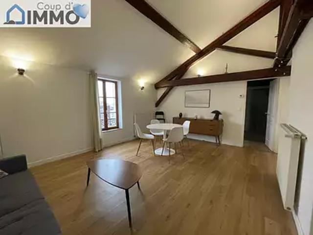 Troyes 10000 Location appartement 4 pièces t4 au dernier étage