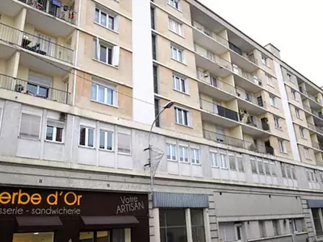 Troyes 10000 Location parking