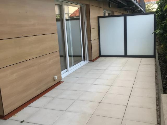 TROYES CENTRE – APPARTEMENT T2 AVEC TERRASSE ET DOUBLE GARAGE