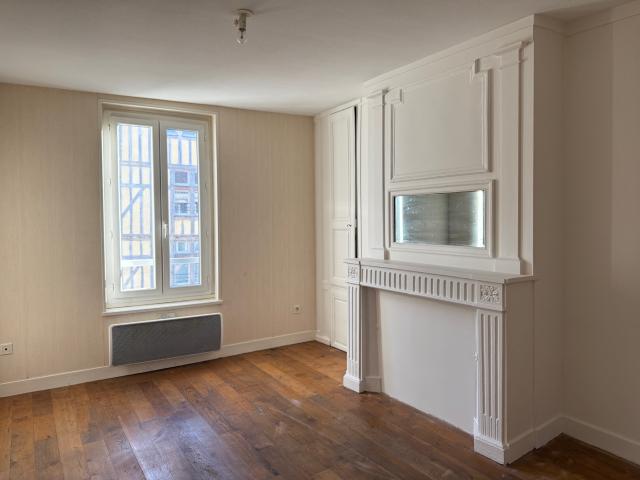 TROYES Appartement 4 pièces 64m2