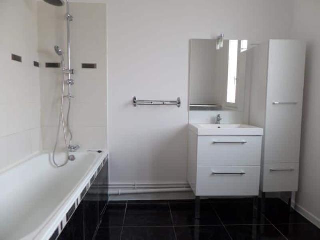 TROYES – APPARTEMENT DE TYPE 3 AVEC BALCON ET GARAGE