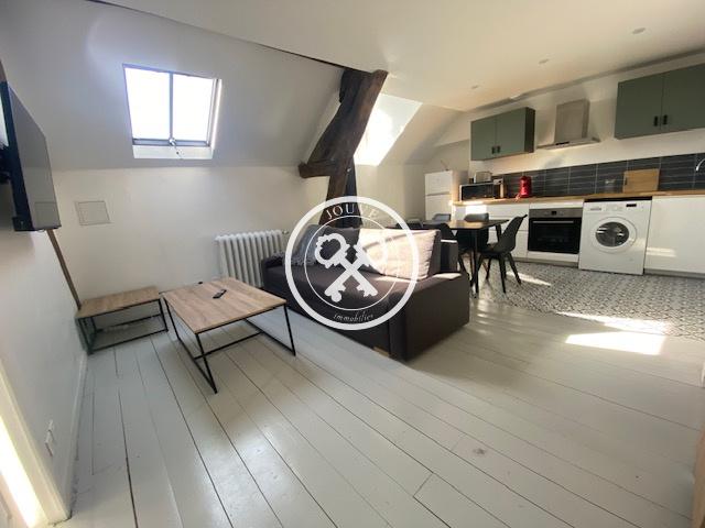 TROYES T2 BIS MEUBLE EN DUPLEX