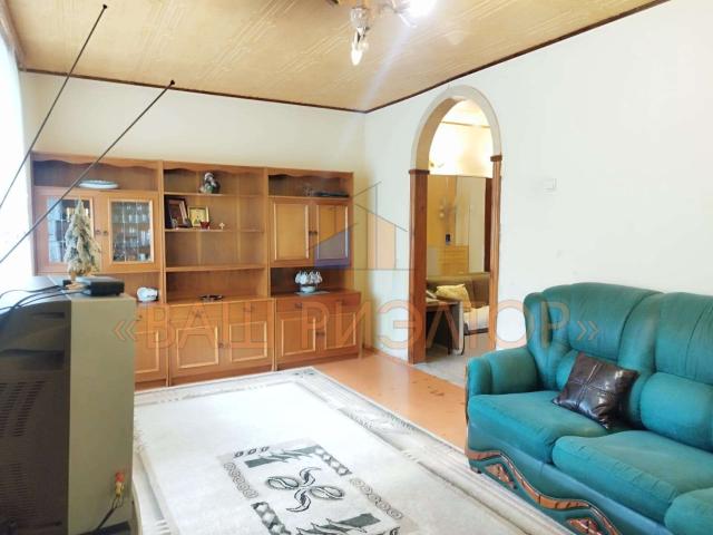 Троицкий п, Центральная ул,5