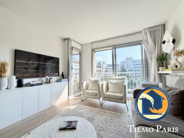 Trois pièces MEUBLÉ avec Balcon parking en option TIEMO PARIS, Paris 8ème