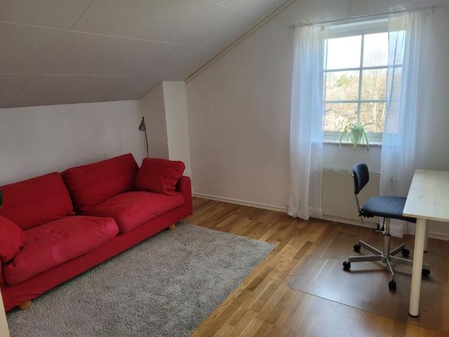 Trollsländevägen, Saltsjö Boo