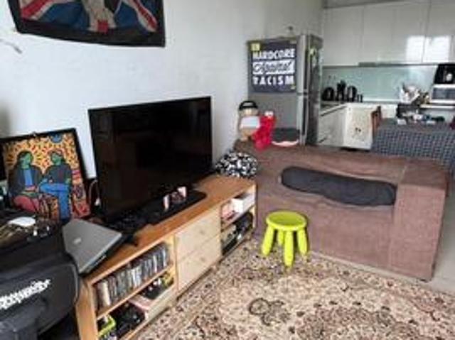 Tropez residence danga bay block c 11 bedroom 1 bathroom
