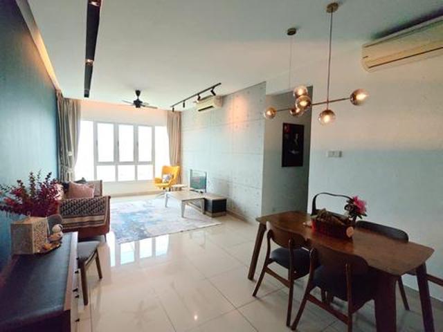 Tropez Residence Danga City