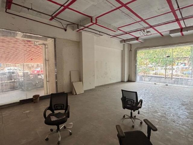 Tropical New Era Business Park Commercial Shop 860 Sq. Ft. in Wagle Industrial Estate Thane Listing ID: #10248