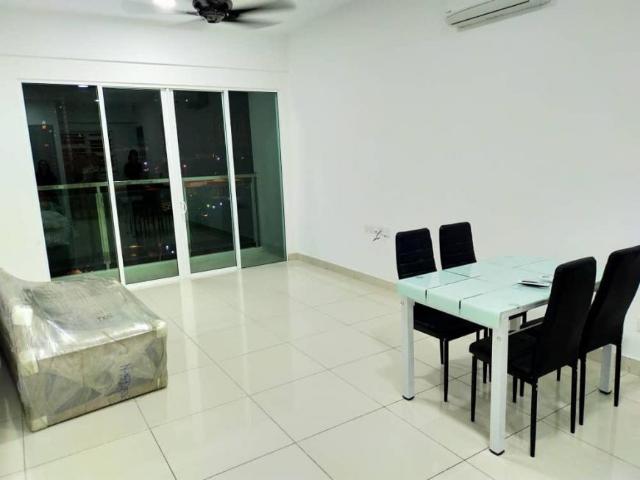 Tropicana Bay Residence