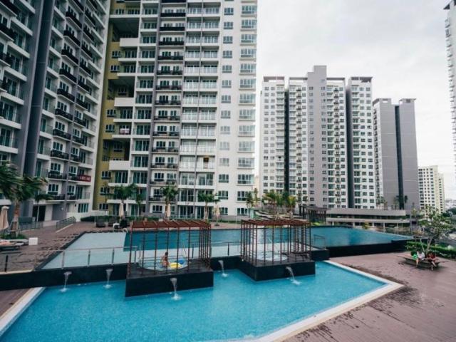 Tropicana Bay Residence