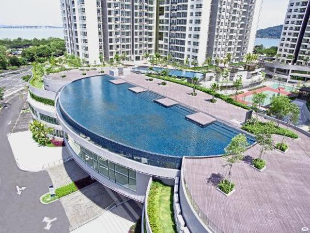 Tropicana Bay Residences