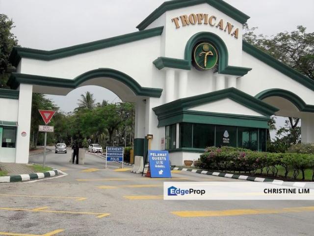 Tropicana Golf & Country Resort