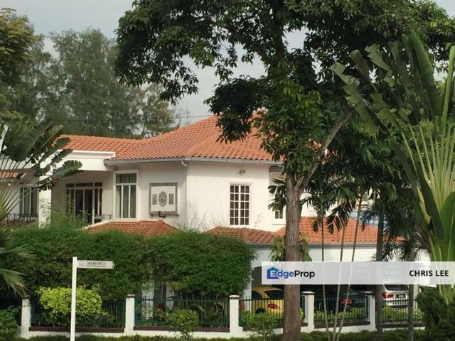 Tropicana Golf & Country Resort